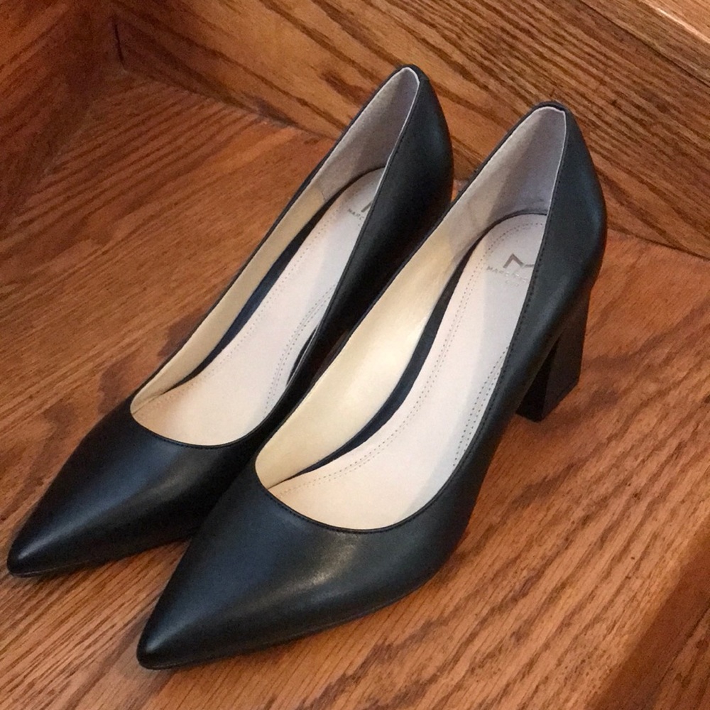 Marc Fisher shoes. Size 7 1/2. Block zala  heel, pointy toe pump. Heel 3…
